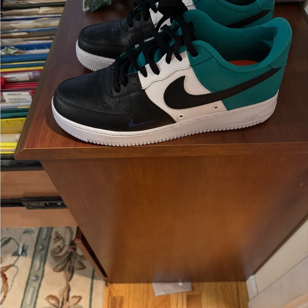 Air Force ones Nike Black and White Sneakers worn once